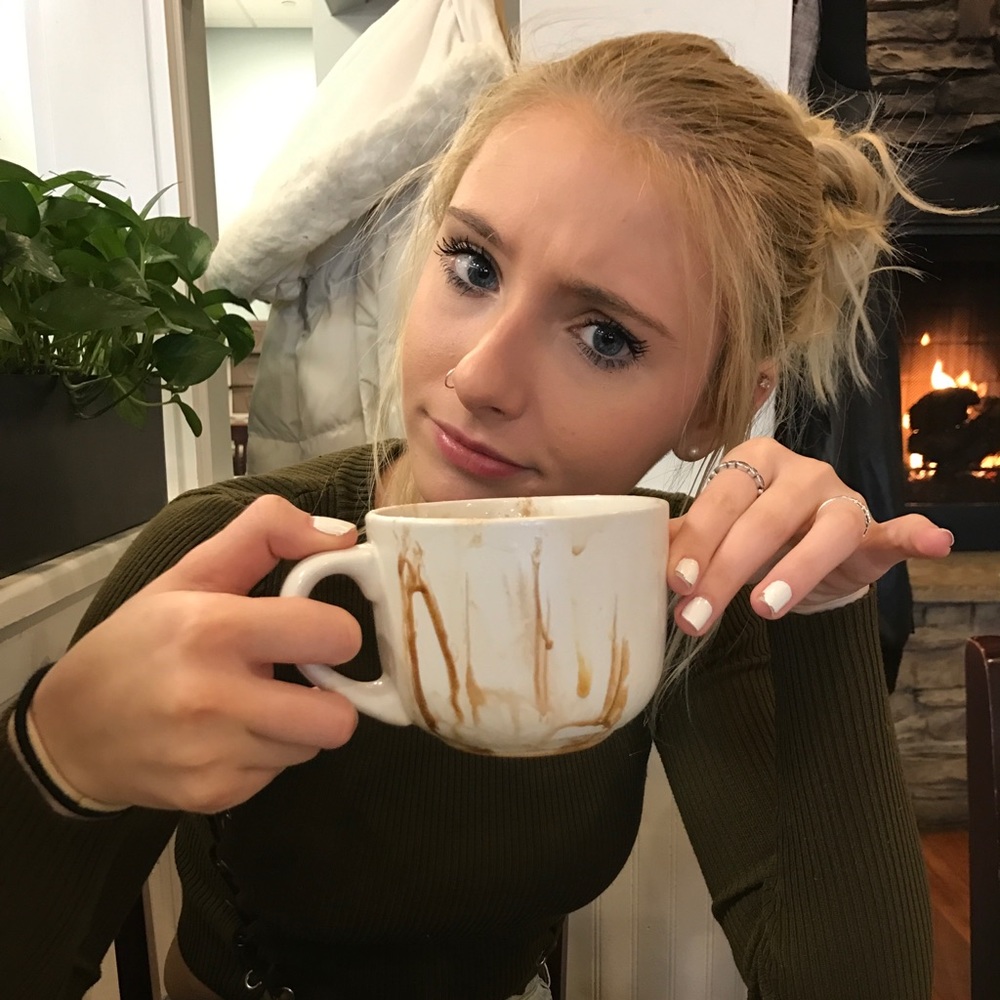 Meet your Posher, Dani